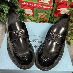 Prada classic loafer - authentic
